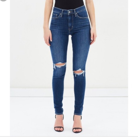 Levi's Denim - Levi’s 721 high waist busted knee jeans